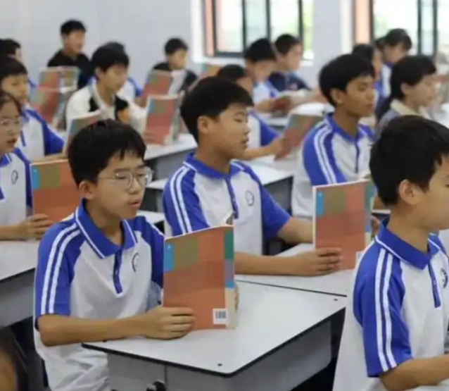 孩子在生长的道路上愈加顺利学习习气是中学生最重要的根底 孩子在生长的道路上愈加顺利学习习气是中学生最重要的根底
