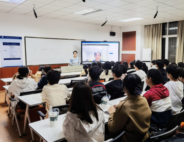 学生满意度作为根底目标要点考察学生对课程内容实用性 学生满意度作为根底目标要点考察学生对课程内容实用性